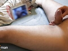 Jerking my dick while watching xhamster porn - SoloXman