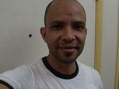 Risky tease of the day from a very attractive man