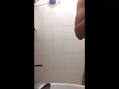 Big Rony jerks off on and cums on Periscope