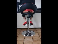 PUSSY SUCKING DILDO ON STOOL