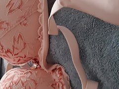 Cumshot on my wifes big cups bra 90d