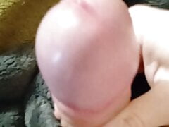My girlfriend threw off a photo of her ass with a black dick inside, I already started to masturbate on her imagining my