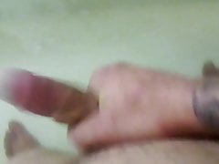 Playing withy big dick in tub