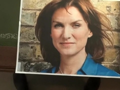 Cum to Fiona Bruce...with pervy chat