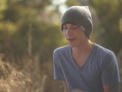 Big dick twinks bareback and cumshot