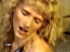 Gode, Néerlandais, Hard, Talons, Mère que j'aimerais baiser, Solo, Nénés, Jouets