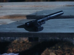 Lécher le cul, Salle de bains, Brunette brune, Lesbienne, Léchez, Piercing, Grande, Uniforme