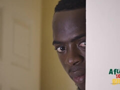 Africain, Amateur, Noire, Plantureuse, Tir de sperme, Hard, Seins naturels, Nénés