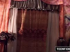 Grosse titten, Spermaladung, Aufs gesicht abspritzen, Hd, Mann mann frau, Natürlichen titten, Jungendliche (18+), Flotter dreier