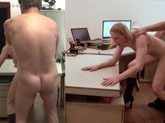 Blond, Hondjeshouding, Vrouw, Moeder die ik wil neuken, Orgasme, Ruw, Mager, Spuiten