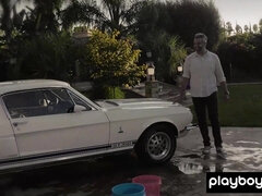 18 jahre, Bikini, Blondine, Vollbusig, Auto, Mutti, Zierlich, Titten