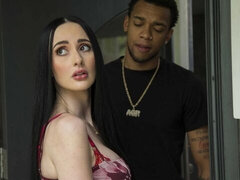 18 летние, Большая жопа, Большой член, Большие сиськи, Минет, Брюнетки, Собачьи, Межрасовый секс