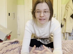 Squirting 18yo Teen With Huge Labia