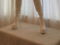 Amateur, Blonde, Bottes, Mature, Mère que j'aimerais baiser, Naturelle, Solo, Nénés