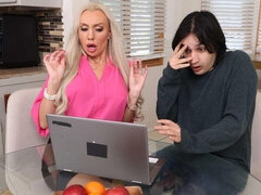 Grosser arsch, Grosser schwanz, Blondine, Blasen, Hundestellung, Reif, Milf, Titten