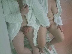 アスtoマウス, デカ尻, 浮気者, 中出し, 裸, オーガズム, サウナ, おもらし