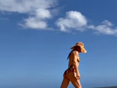 Evangeline Lilly  SEXY bikini workout
