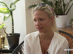 Enthousiasteling, Blond, Duits, Reusachtig, Masturbatie, Natuurlijke tieten, Alleen, Tieten likken