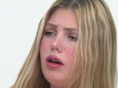 18 jaar, Enthousiasteling, Grote mammen, Rondborstig, Sperma shot, Natuurlijke tieten, Dikke tepels, Tieten likken