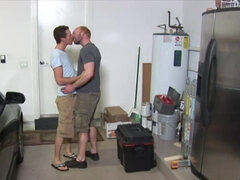 Любители, Анальный секс, Брюнетки, Кончили внутрь, Папочка, Геи, Ласковые ручки, Хд