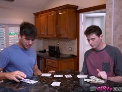 Arsch, Grosse titten, Blasen, Verrückt, Familie, Muschi, Schlampe, Nass