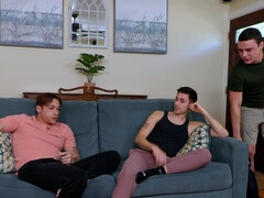 Большой член, Минет, Глубокая глотка, Оргазм, Порнозвезда, Наездница, Лизание жопы, В поезде