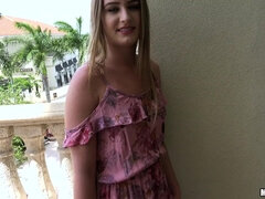 Blondine, Spermaladung, Hardcore, Im freien, Pov, Öffentlich, Abendanzug, Titten