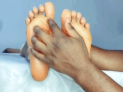 Asiatique, Pieds, Femme dominatrice, Branlette thaïlandaise, Léchez