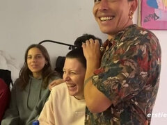 Любители, Красотки, Блондинки, Брюнетки, Немки, На публике, Тату, Игрушки