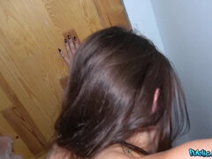 Amateur, Culo, Botas, Morena, Jeans, Tetas naturales, Público, Tetas