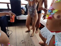 Любители, Минет, Смазливые, Секс без цензуры, Домашнее видео, Мастурбация, Развязные, Влажная