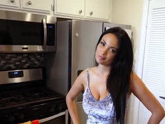 Stepmom shows what a good mother does for her stepson