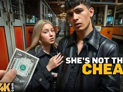 18 jahre, Blondine, Gehörnter ehemann, Freundin, Hardcore, Natürlichen titten, Pov, Realität