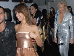 18 летние, Большая жопа, Большой член, Большие сиськи, Минет, Собачьи, Вечеринка, Молоденькие