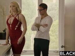 Nana, Belle grosse femme bgf, Gros seins, Tromperie, Éjaculation interne, Gorge profonde, Interracial, Léchez