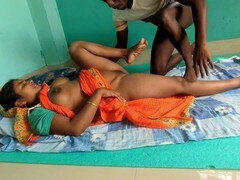 18 ans, Tante, Bisexuelle, Première fois, Indienne