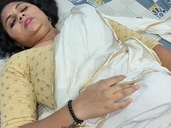 Asiatisch, Blasen, Kleid, Erstes mal, Küssen, Muschi, Unter dem rock, Ehefrau