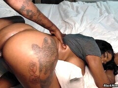 Enthousiasteling, Kont naar mond, Grote lul, Zwart, Pijpbeurt, Zwart, Monster, Tatoeage