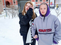 Поза 69, Поцелуи, Лесбиянка, Лизание, Натуральные сиськи, Стриптизерша, Молоденькие, Сиськи