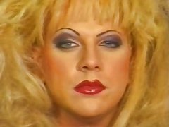 Dominante vrouw, Voeten fetish, Hakken, Latex