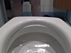Old hairy pussy pissing in the bathroom. Big ass, anal hole and close up of fat wet pussy. Homemade dirty fetish. Pee. ASMR