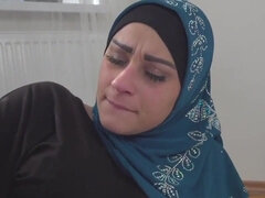 Arabisch, Blasen, Braunhaarige, Tschechisch, Schwanz, Handjob, Hd, Ehemann