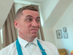 Минет, Брюнетки, В одежде, Чешки, Милф, Мамочка