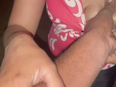 18 jahre, Asiatisch, Hochschule, Indisch, Masturbation, Im freien, Strumpfhose, Russisch