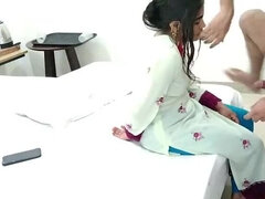 18, バイセクシャル, フェラチオ, ハードコア, 自家製, インド人, 自然山雀, ラフ