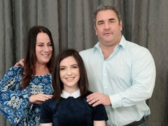 Penetracion con dedos, Besar, Lamidas, Masturbación, Madres para coger, Coño, Estriptis, Tren