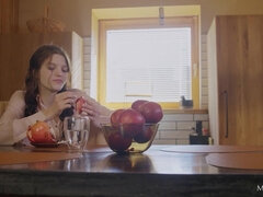 Cul, Gros seins, Masturbation, Orgasme, Chatte, Rasée, Nénés, Mouillée