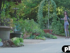 Gros seins, Blonde, Femme couguar, Lingerie, Mère que j'aimerais baiser, Seins naturels, De plein air, Solo