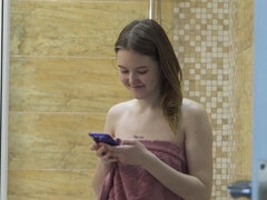 Bruinharig, Vriendin, Hd, Zoenen, Masturbatie, Orgasme, Russisch, Tatoeage