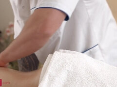 18 jahre, Blasen, Spermaladung, Doppelpenetration, Fingern, Muschi, Rasiert, Jungendliche (18+)